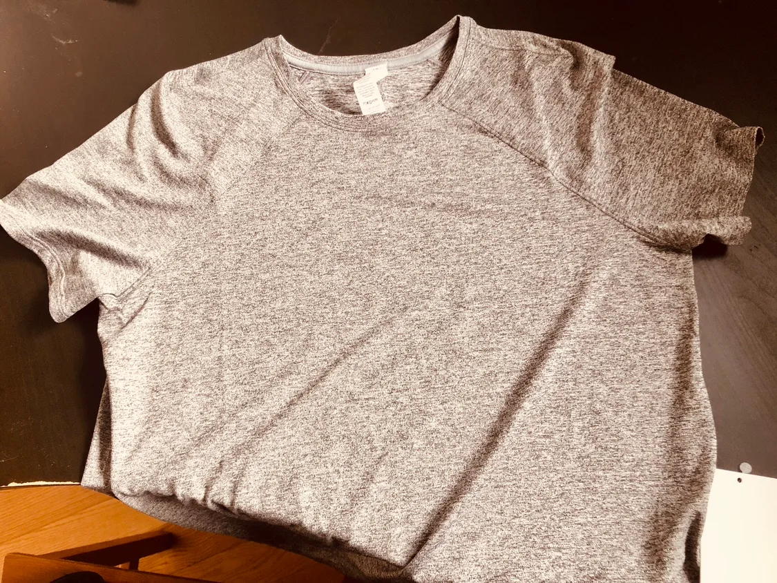 Lululemon Classic-Fit T-Shirt yoga workout exercise gym image indicator(5)