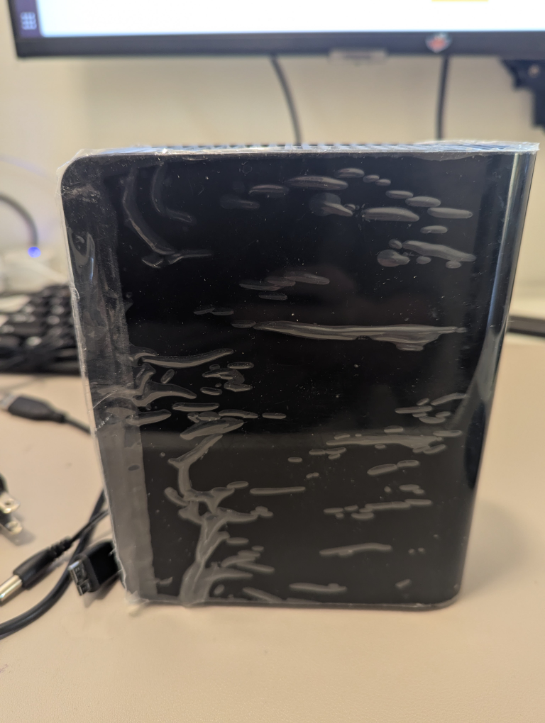WD hard drive 18TB - photo 2