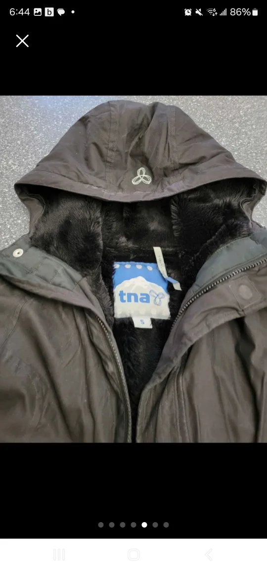 TNA Black Winter Jacket - Size Small image indicator(5)