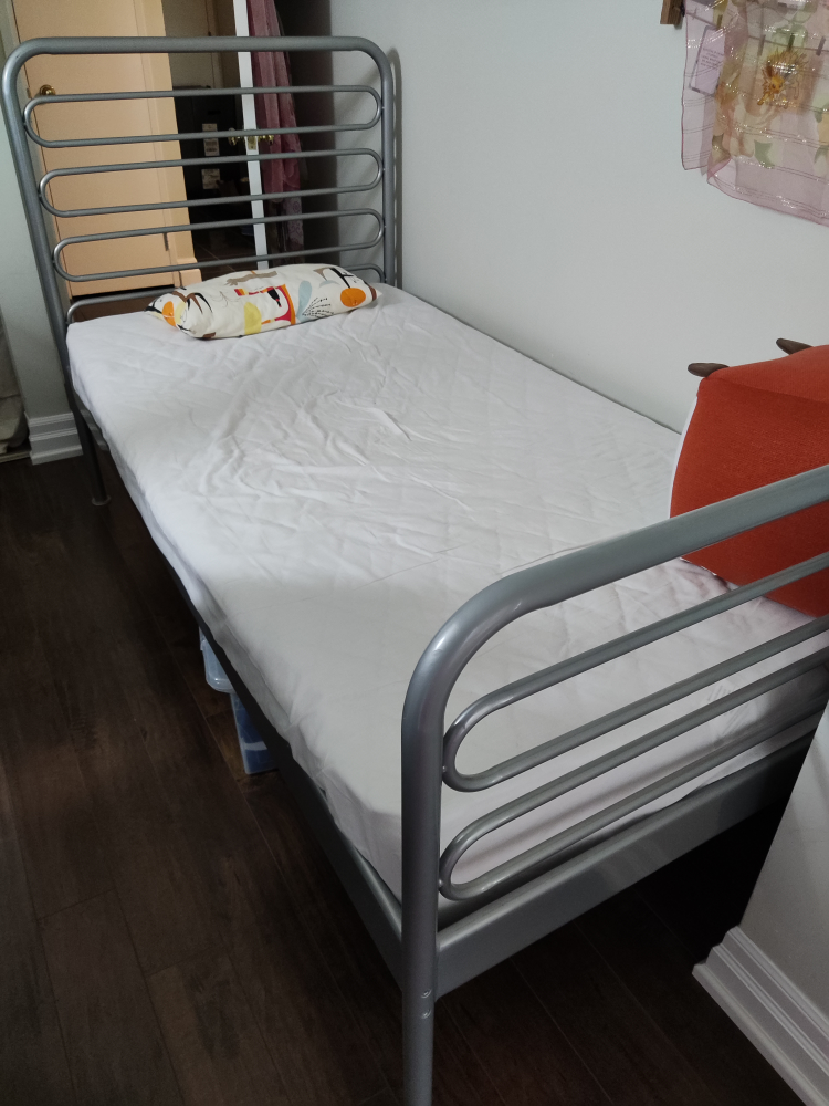 Metal Twin Bed Frame + Mattress