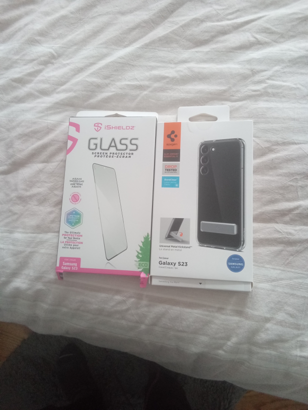 Samsung Galaxy S23 Screen Protector and Case
