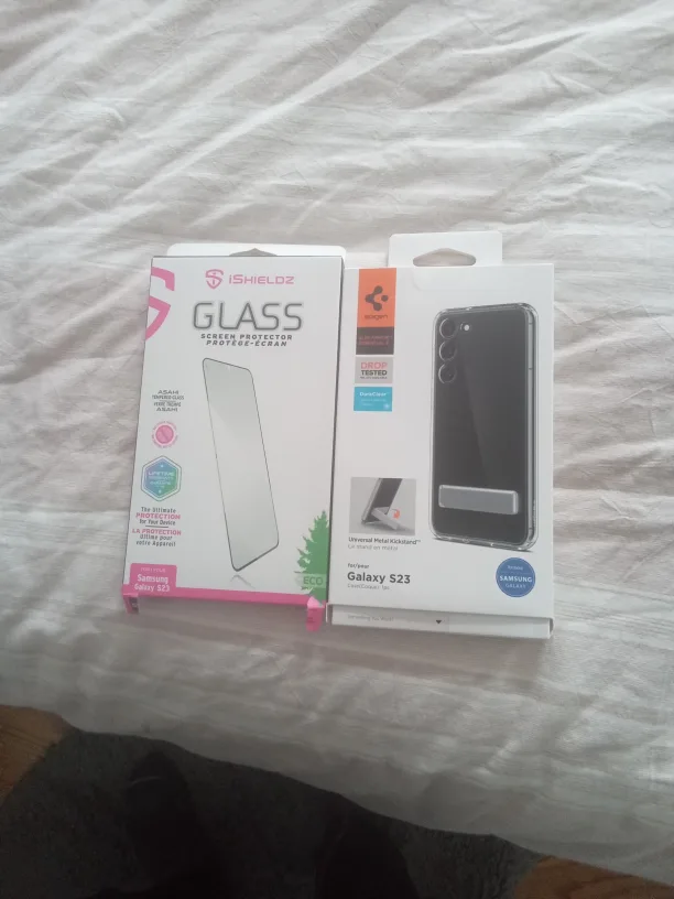 Samsung Galaxy S23 Screen Protector and Case thumbnail
