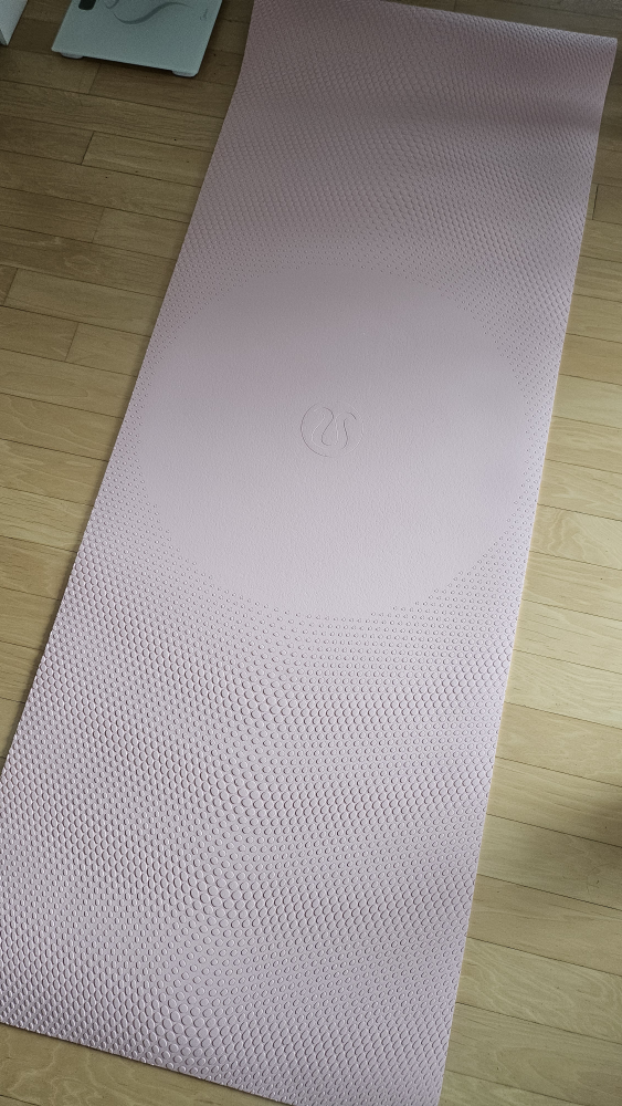 Lululemon Yoga Mat 5mm Pink