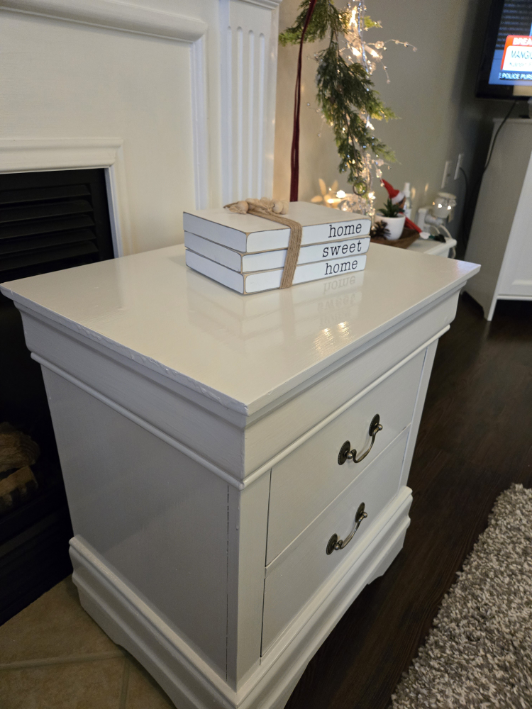 White End Table with Two Drawers - photo 3