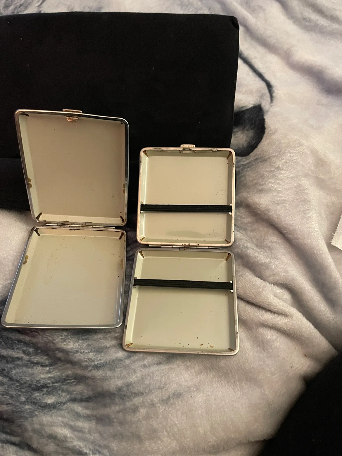 Two Vintage Cigarette Cases image indicator(3)