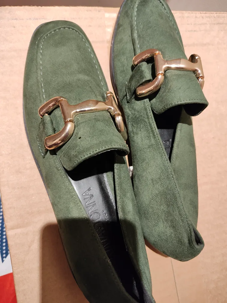 Primadonna Green Suede Loafers image indicator(3)