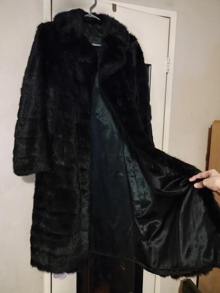 Black Mink 3/4 Length Fur Coat image indicator(2)