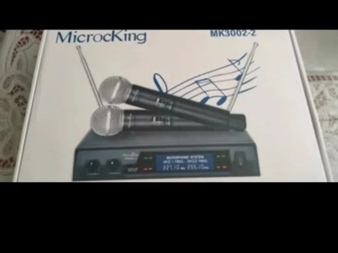 MicroKing Wireless Microphone System thumbnail