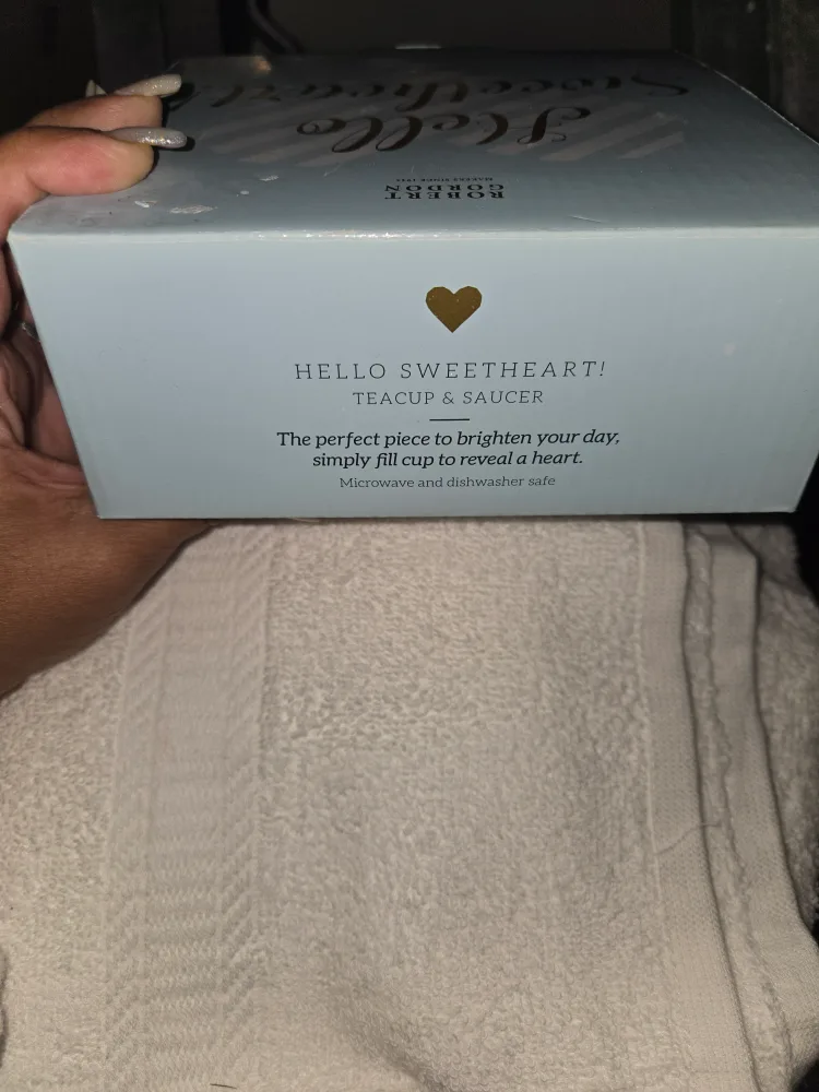 Robert Gordon Hello Sweetheart Heart Shaped Teacup & Saucer image indicator(3)