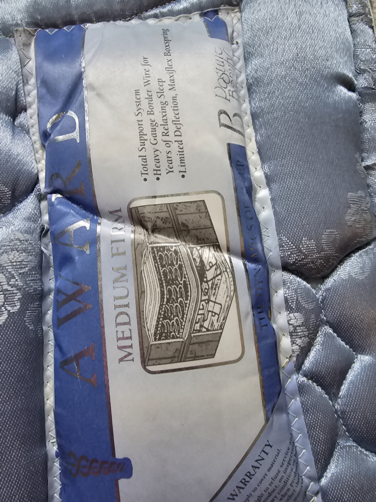 Queen Mattress - photo 3