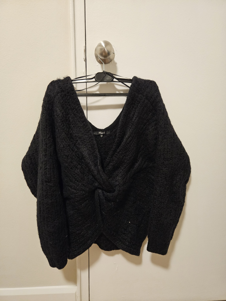 Black Kate C. Twist Front Sweater #freecycle