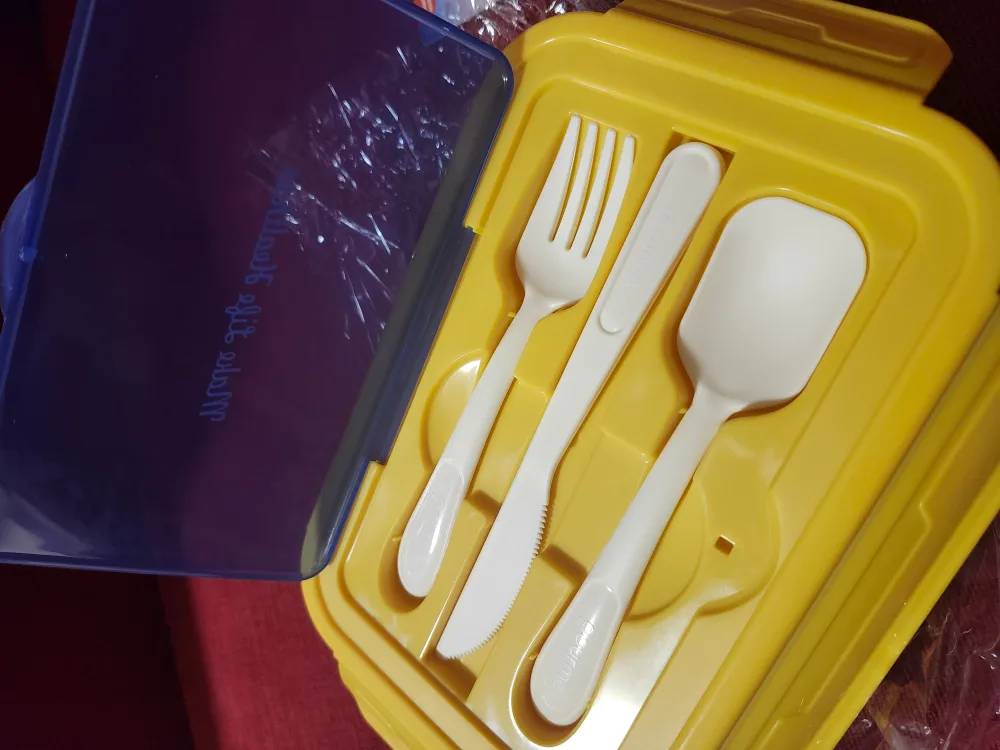 Yellow and Blue Lunch Container with Utensils image indicator(5)