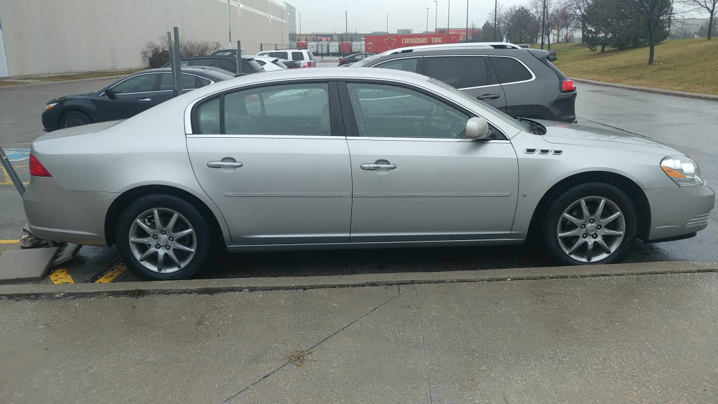 2008 Buick Lucerne - photo 2