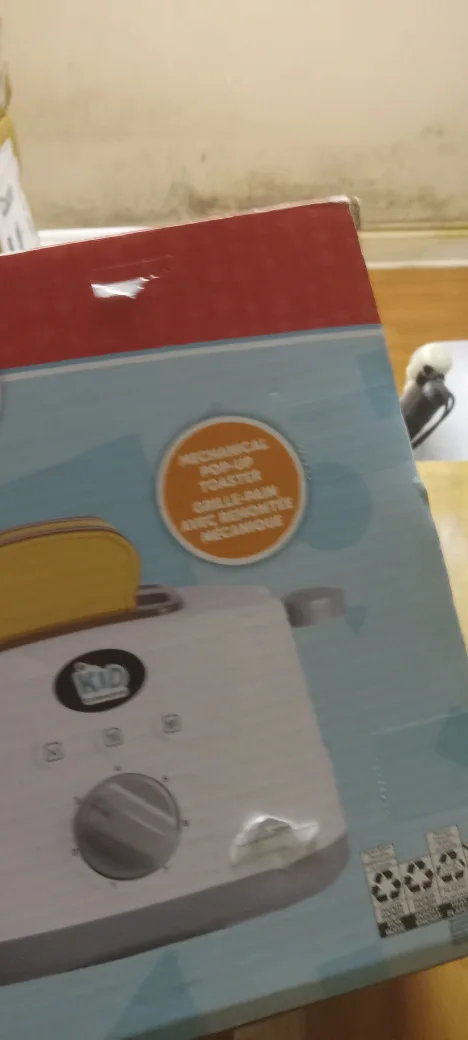 Kid Connection Kitchen Appliance Set Toy image indicator(7)