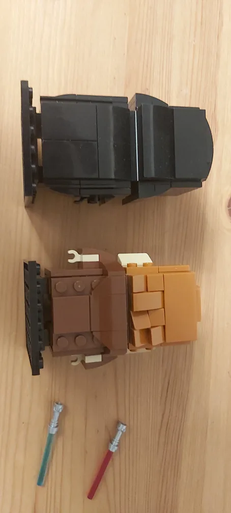 Lego Brickheadz 40547 Obi-Wan Kenobi & Darth Vader image indicator(4)