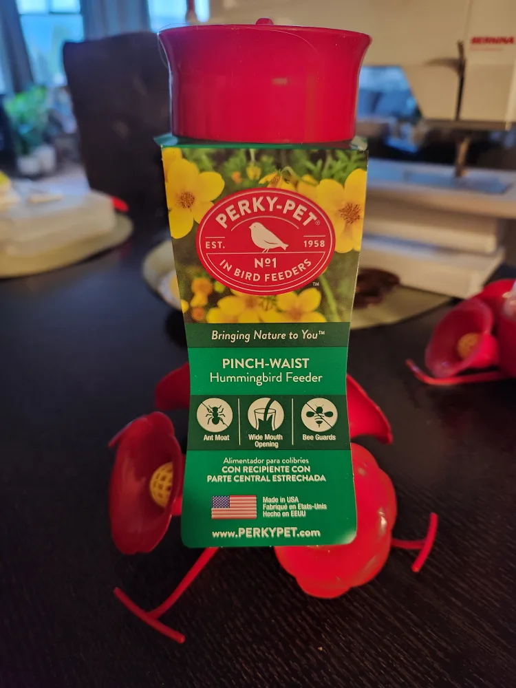 Two Hummingbird Feeder image indicator(2)