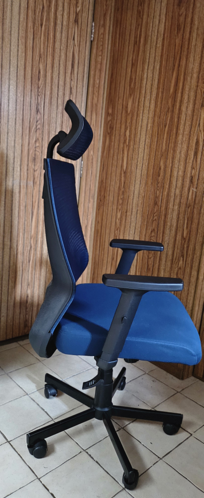 Blue Mesh Office Chair with Headrest - photo 2