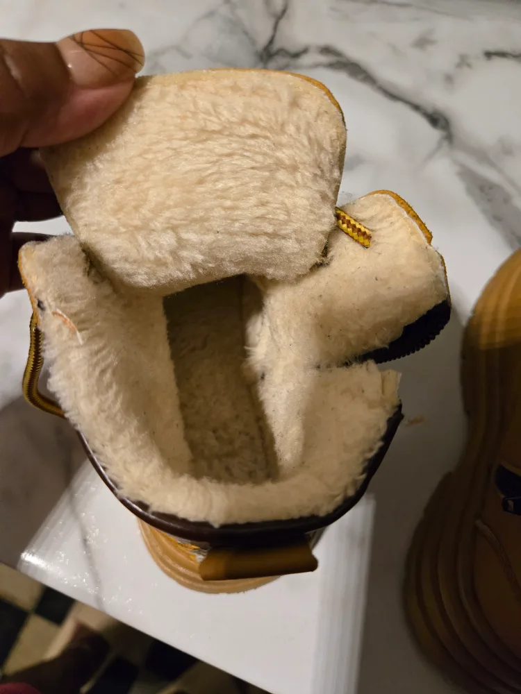 Tan Lace Up Boots w/side zipper (fleece) toddler US SIZE 12❄️✨️👟 image indicator(4)