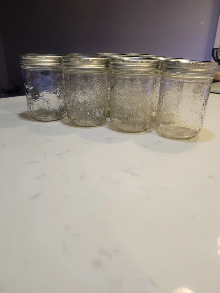 8x 500ml Glass Jars with Lids image indicator(3)