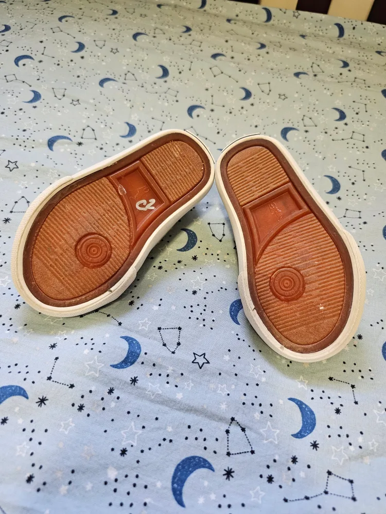 Polo Ralph Lauren Beige Canvas Toddler Sneakers Size 6C image indicator(4)