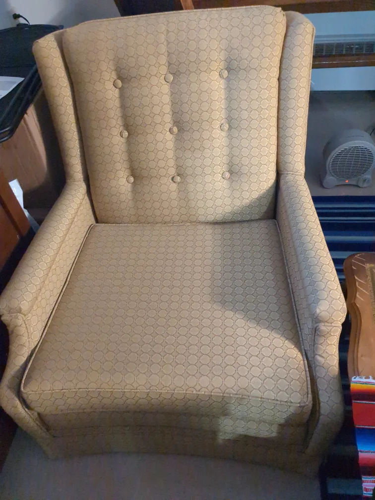 Vintage Armchair-#freecycle thumbnail