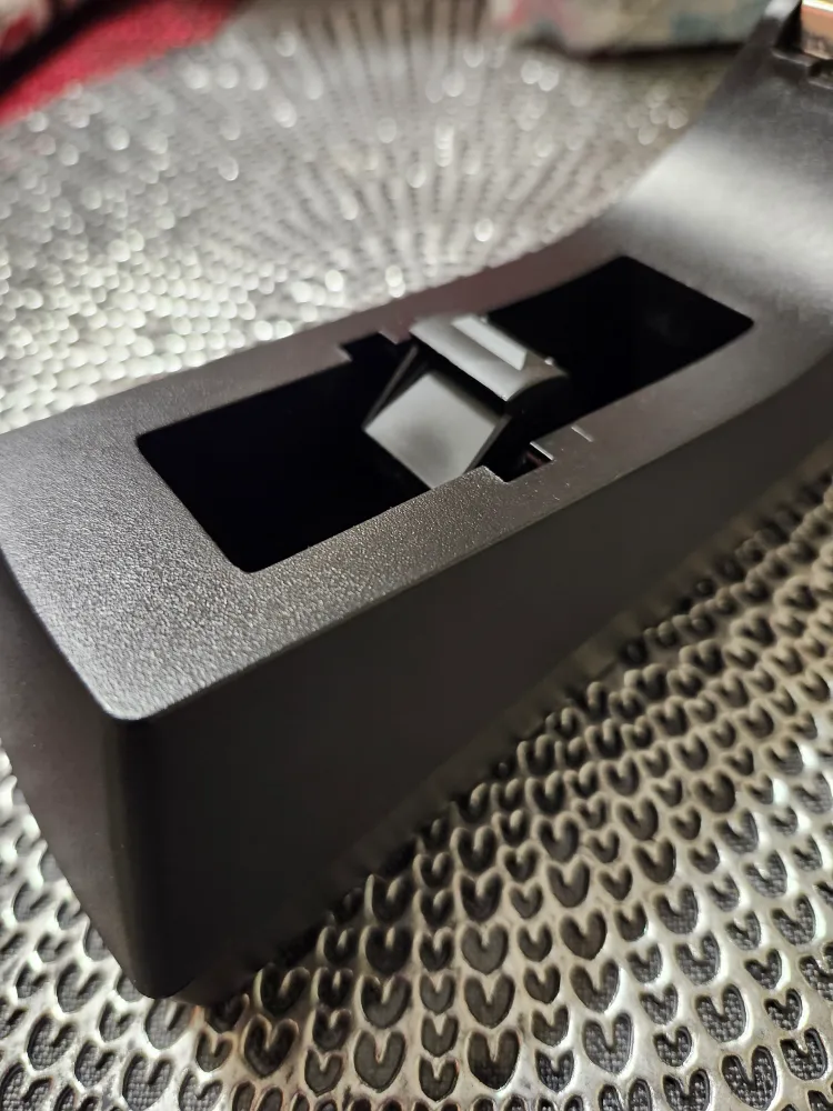 Tape Dispenser has no tape, just dispenser image indicator(2)