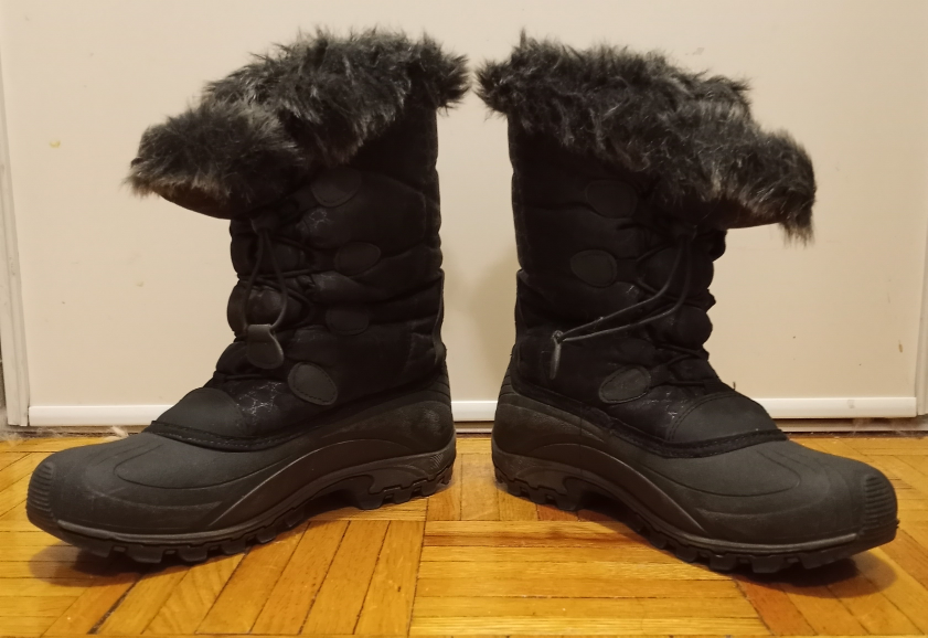 Winter boots, women's size 9 - photo 3
