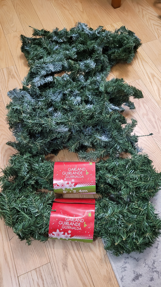 FREE Christmas Garlands