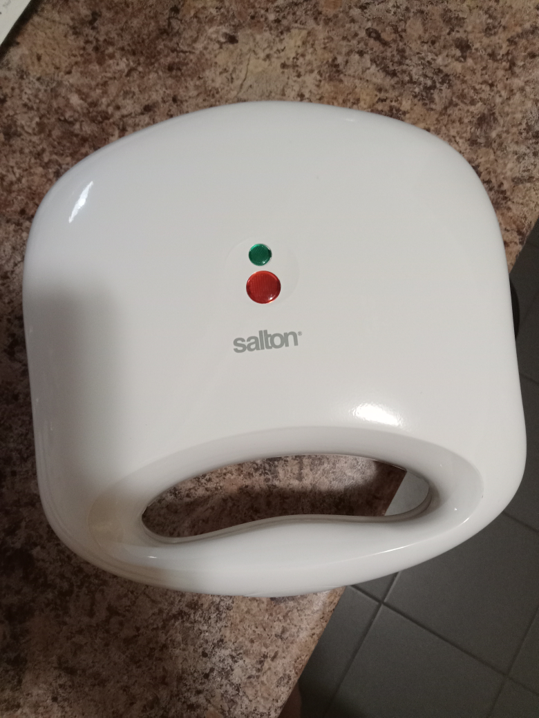 Salton Sandwich Maker - photo 2