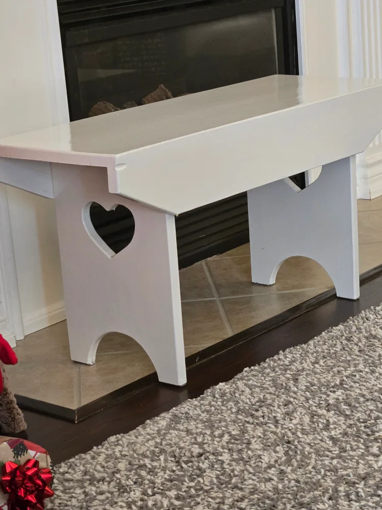 White Wooden Bench with Heart Cutout image indicator(4)