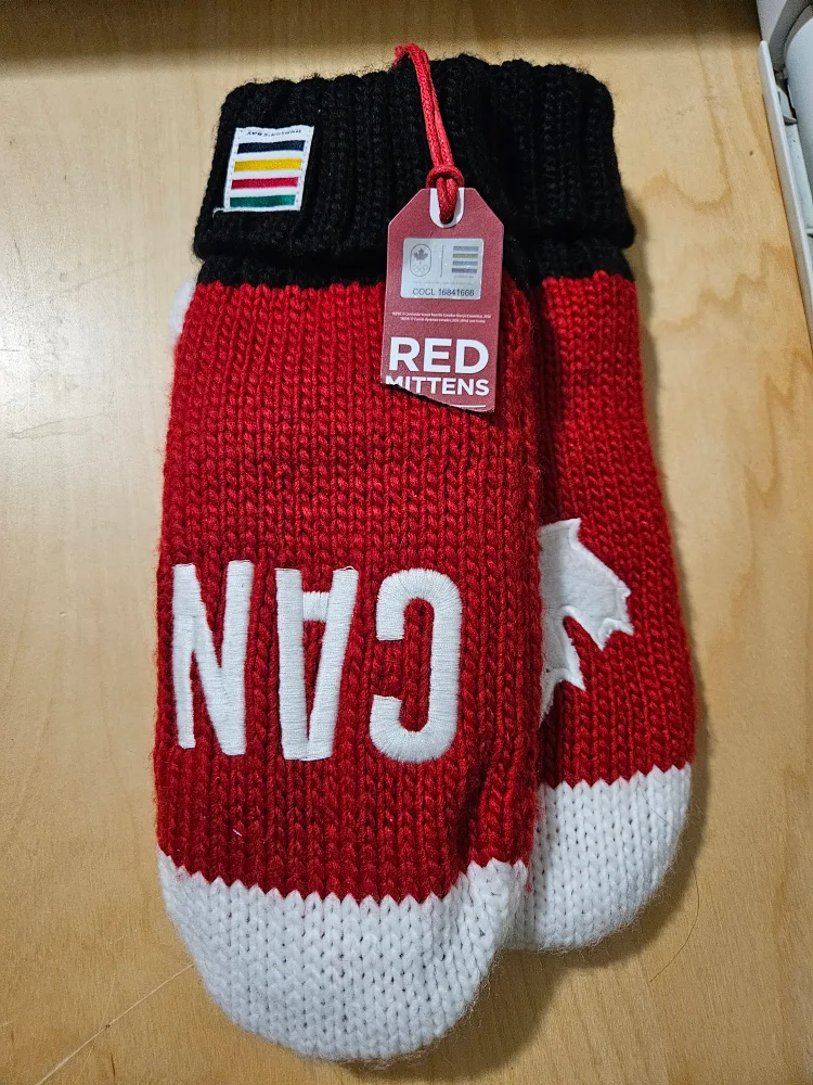 BN)Women's/Youth L/XL Olympic Canadian Red Mittens thumbnail