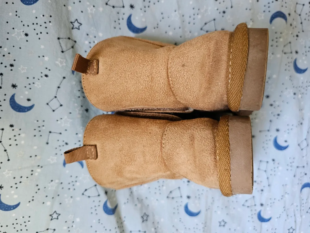 Joe Fresh Faux Ugg Toddler Boots 5C image indicator(3)
