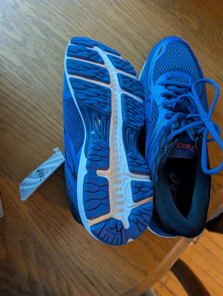 ASICS Gel-Cumulus 19 Women's Running Shoes Size 10 image indicator(2)