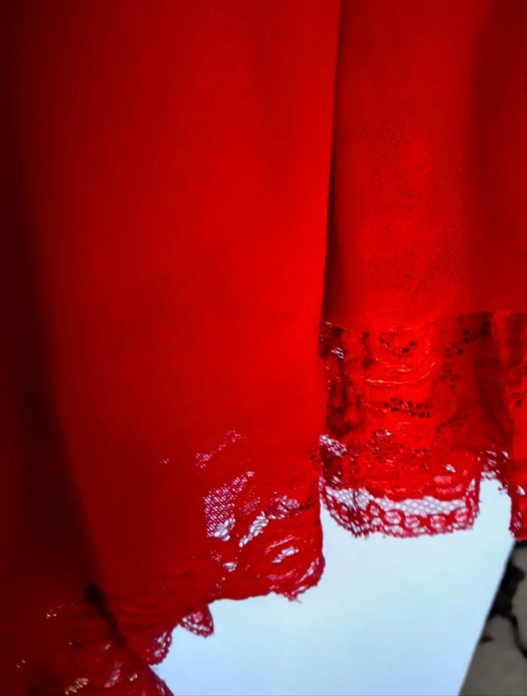 Red dress image indicator(4)