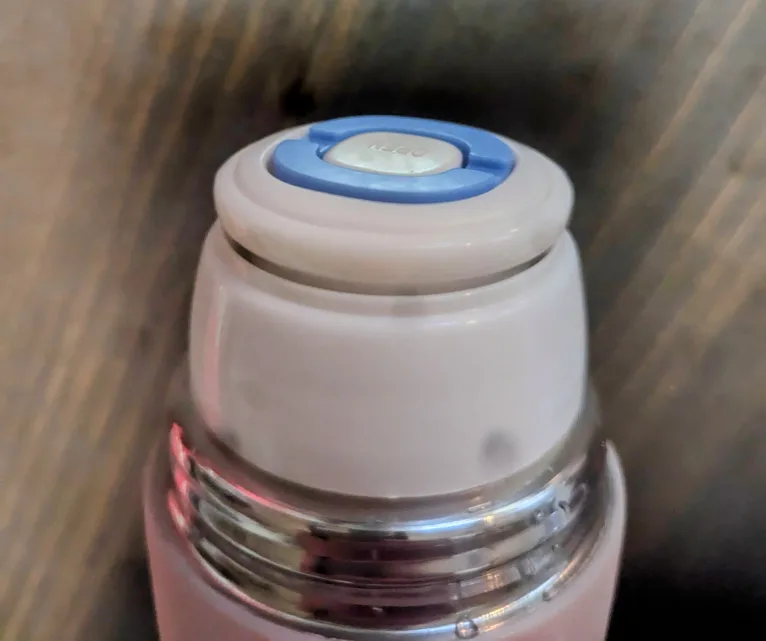 Vacuum  Stain Less Steel Flask Set With Three  Cups image indicator(5)