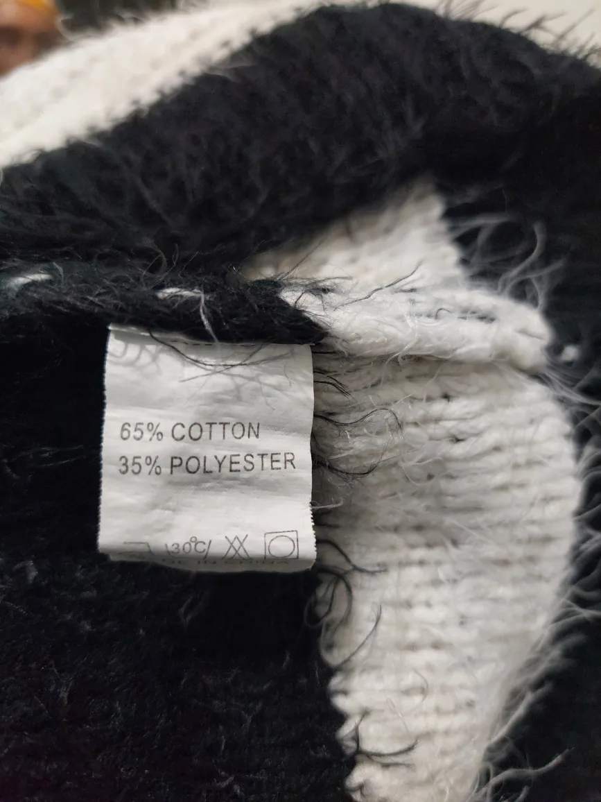 Black and White Striped Fuzzy Cardigan image indicator(6)