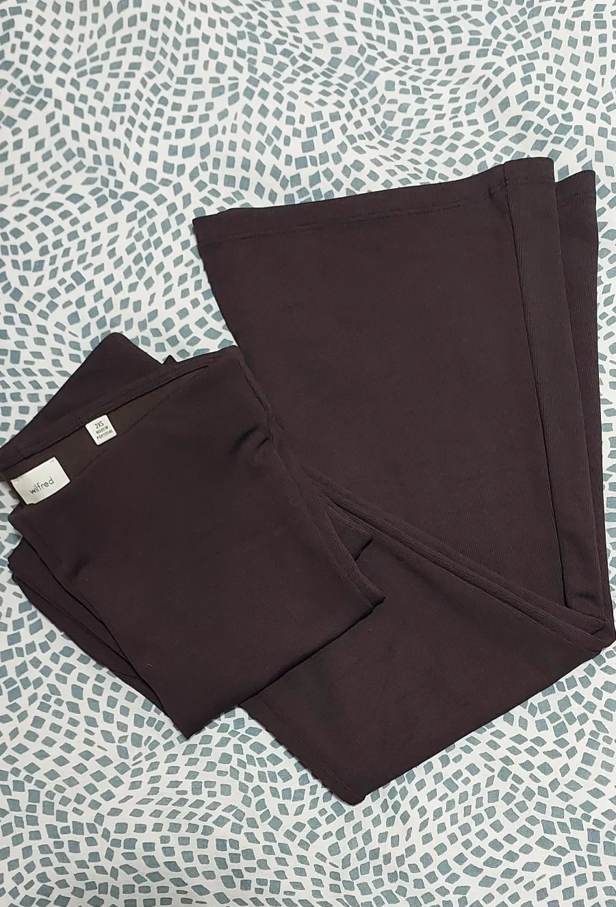 Wilfred Ribbed Flare Pants image indicator(2)