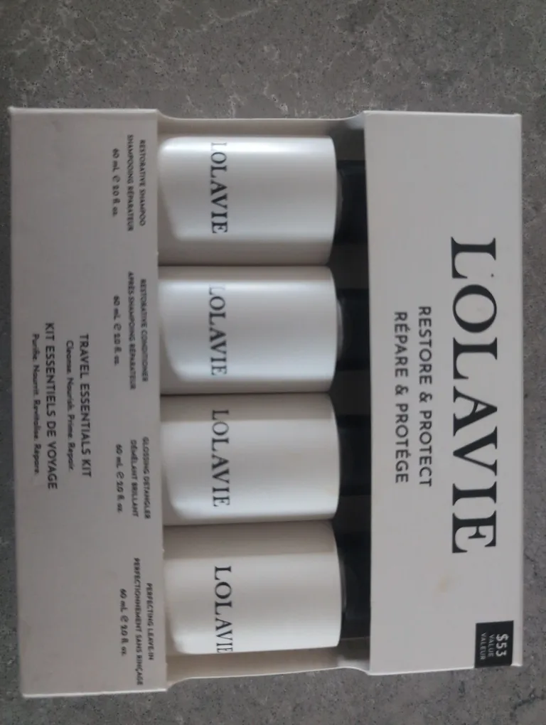 Lolavie 4-piece Haircare Travel Essentials Kit image indicator(3)