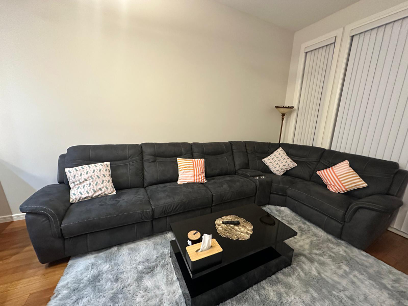 Reclining Sectional Sofa