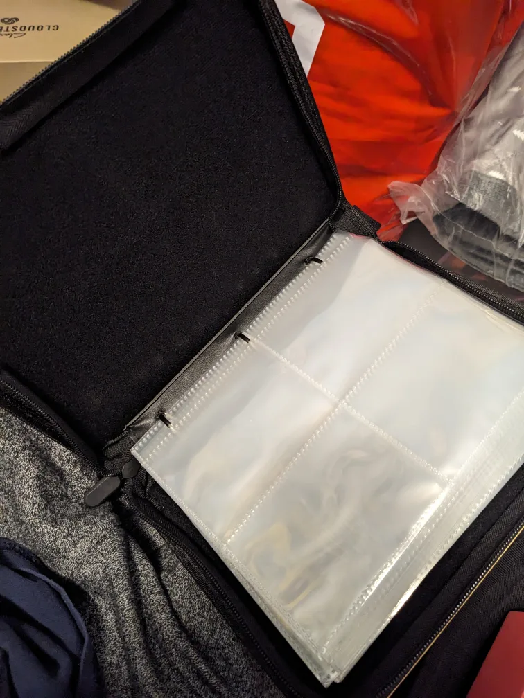 Eevee Evolutions Pokemon Trading Card Binder image indicator(2)