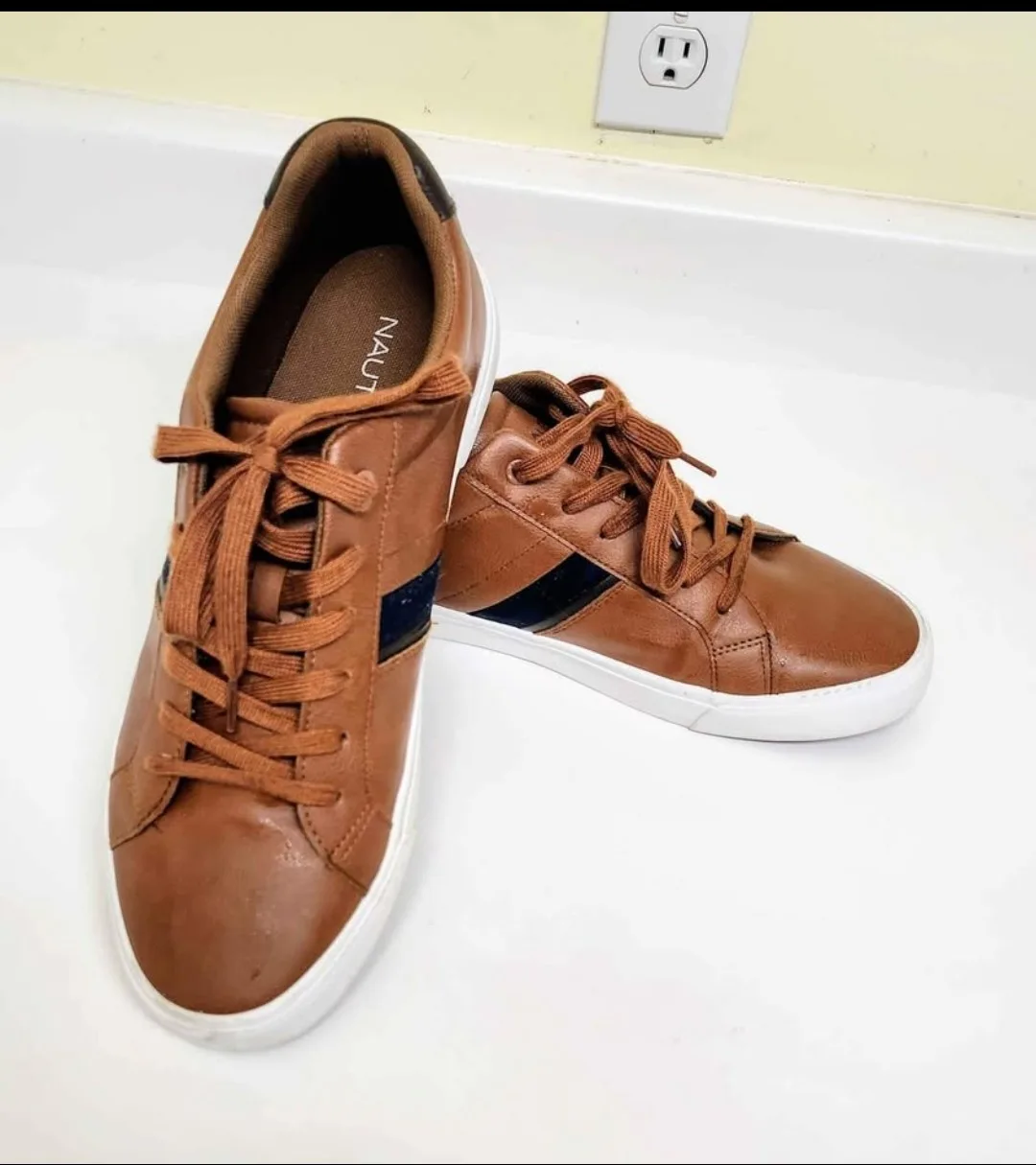 Nautica Brown Leather Sneakers image indicator(2)
