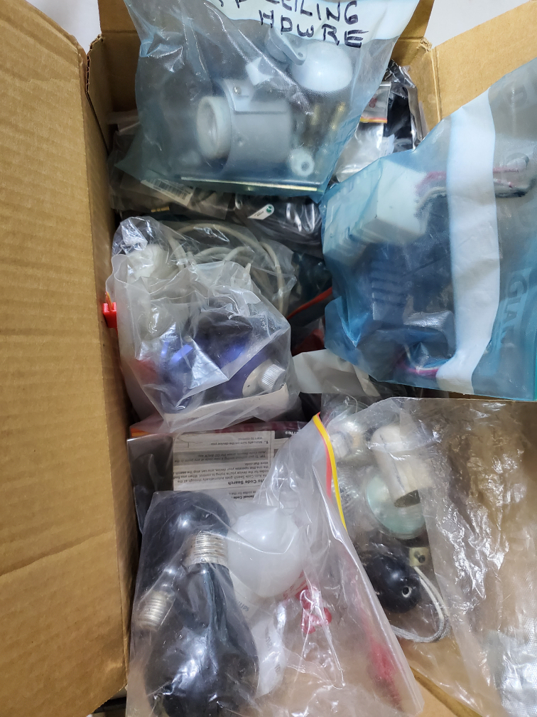 Electronics wires and components - photo 2