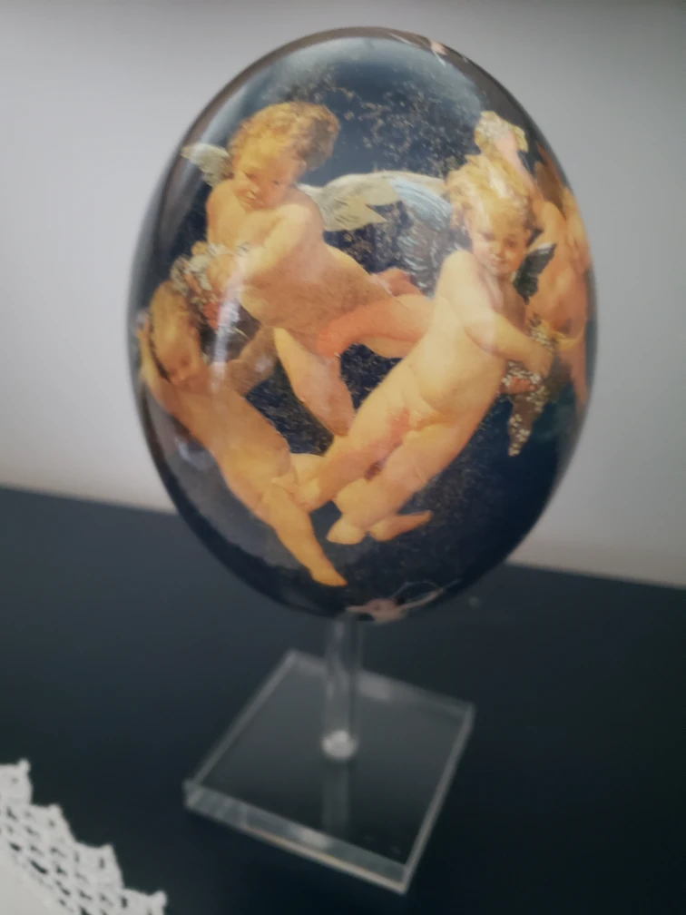 Decoupaged Ostrich Cherub Egg - photo 3