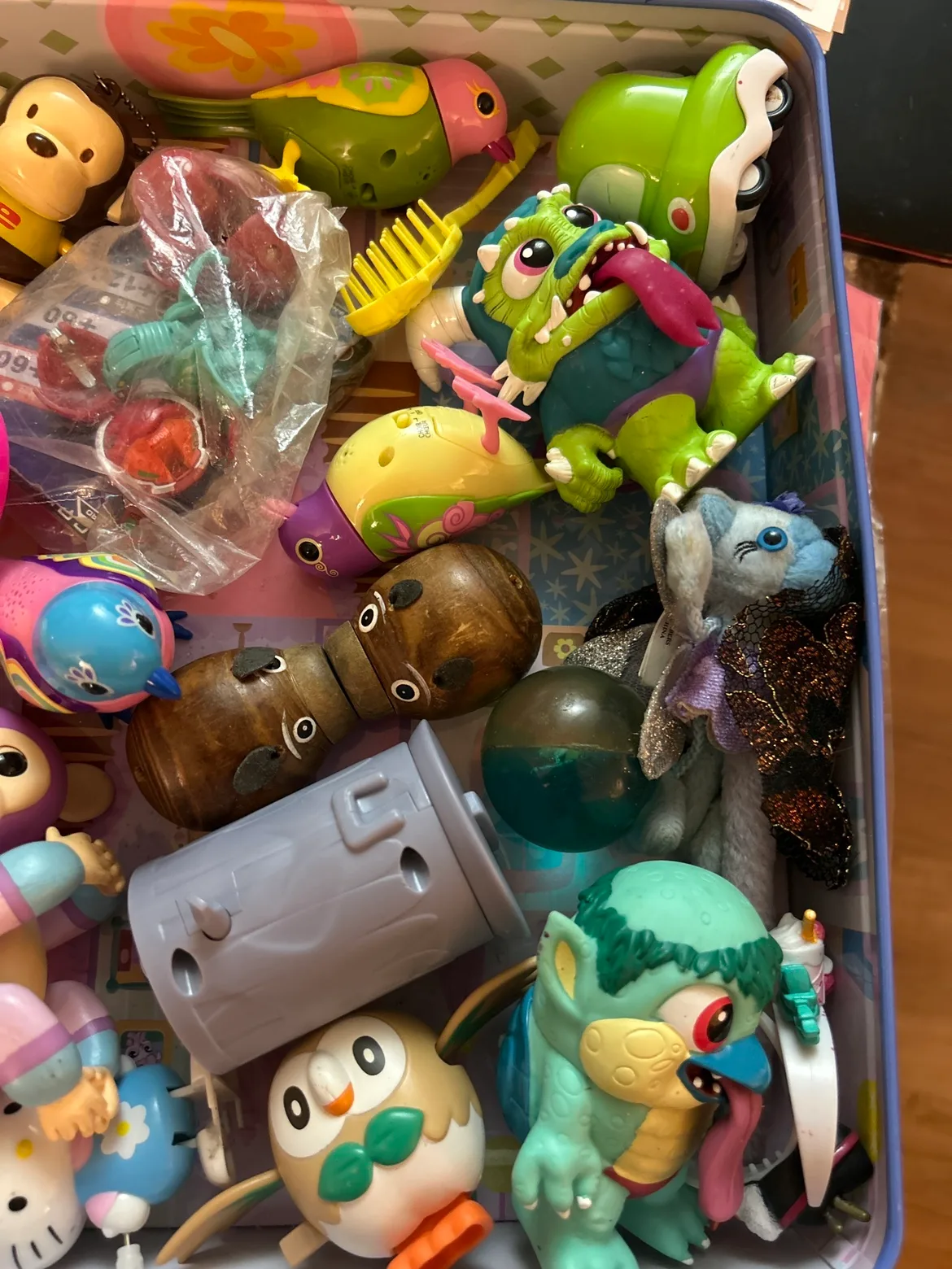 Large Lot of Toys As Is image indicator(2)