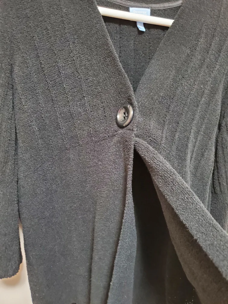 Denver Hayes Black Cardigan Sweater Size XL image indicator(2)