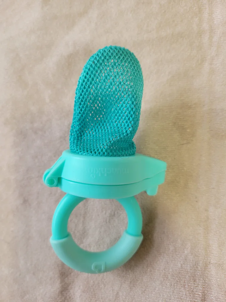 ‼️TOSS ALERT‼️Bundle: Munchkin Baby Food Feeder image indicator(2)
