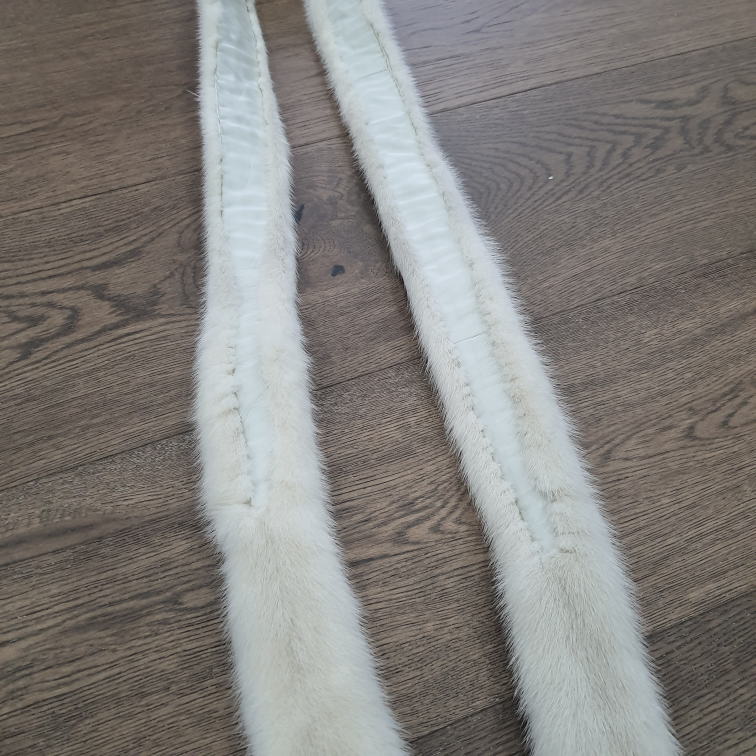 White real mink fur Stole - photo 3