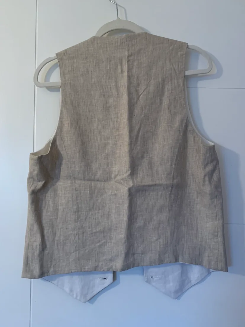 Reversible linen vest image indicator(2)