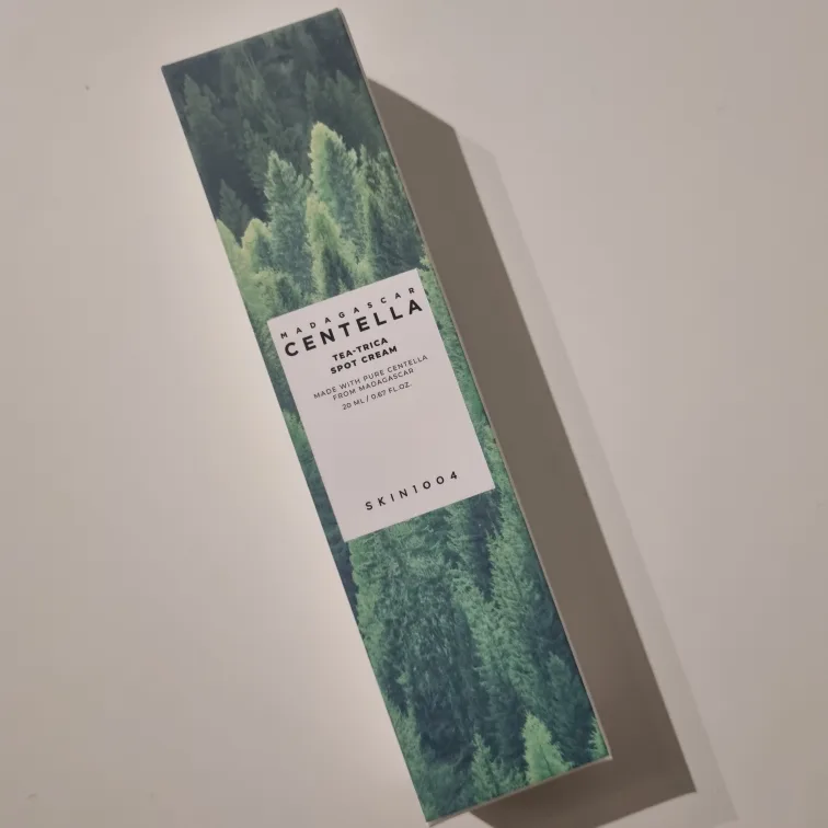 SKIN1004 Madagascar Centella Tea-trica Spot Cream thumbnail