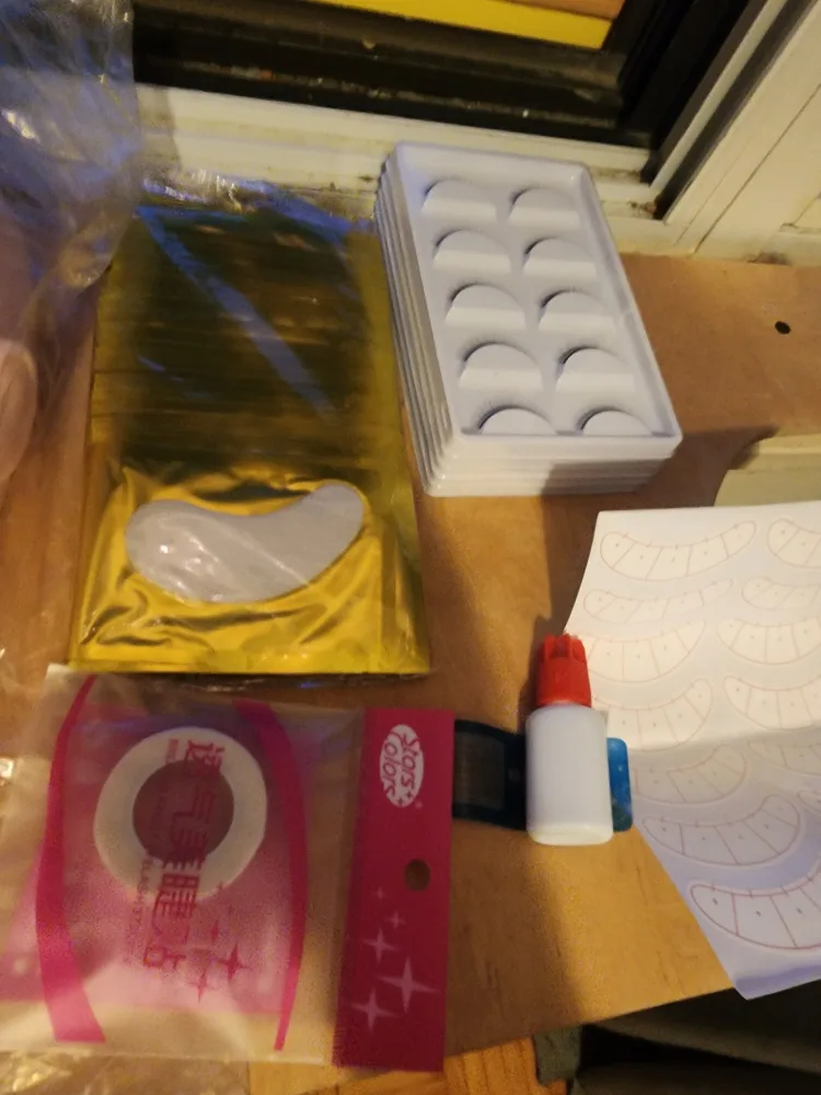 Eyelash Extension Kit with Practice Head image indicator(2)